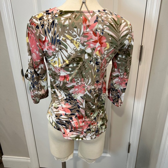 Juniper‎ Lime Petite P Floral Print V Neck 3/4 Sleeve Pleated Top - Picture 4 of 6